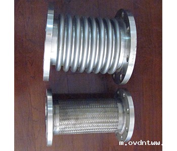 波纹补偿器的支架作用很大